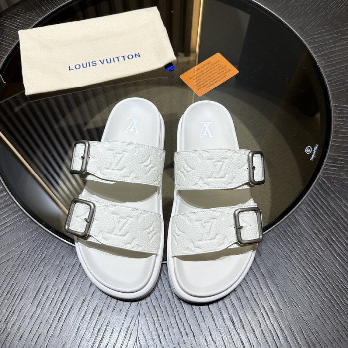 L0VT SANDAL