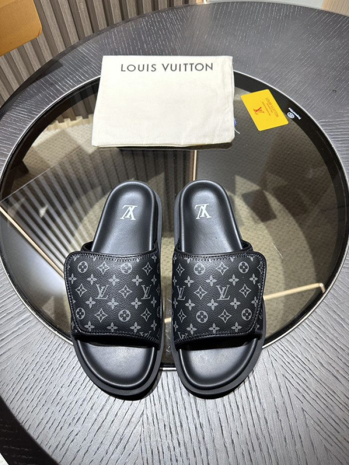 L0VT SANDAL