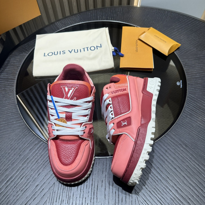 L0VT SNEAKER