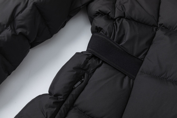 M0*C1ER DOWN JACKET