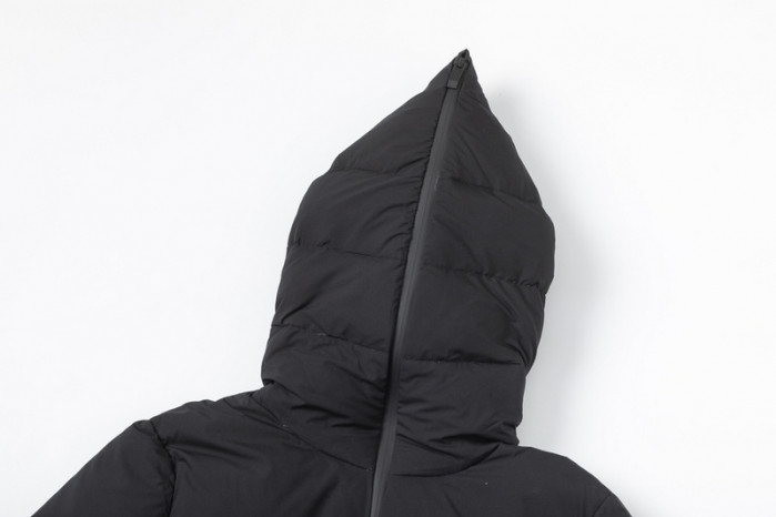 M0*C1ER DOWN JACKET
