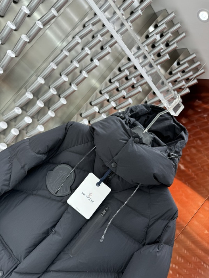 M0*C1ER DOWN JACKET