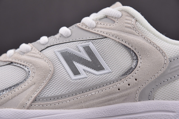 NEW BALAN& SNEKAER