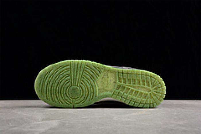 NIKE DUNK LOW IRON GREY DQ7681-001