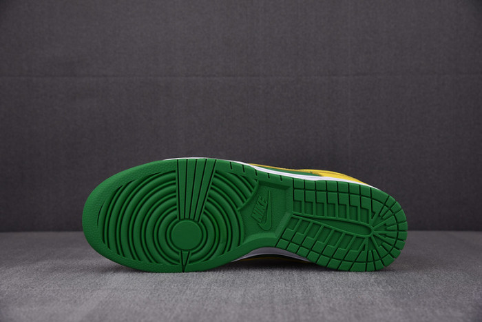 Nike Dunk Low “Reverse Brazil” DV0833-300