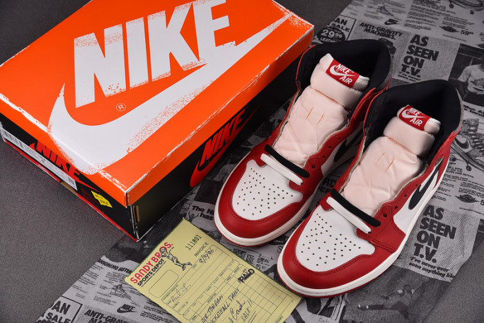 Air Jordan 1 Retro High OG Chicago Lost and Found DZ5485-612