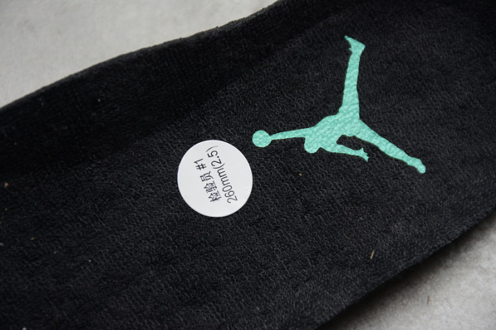 Air Jordan 4 Retro Green Glow      308497-033