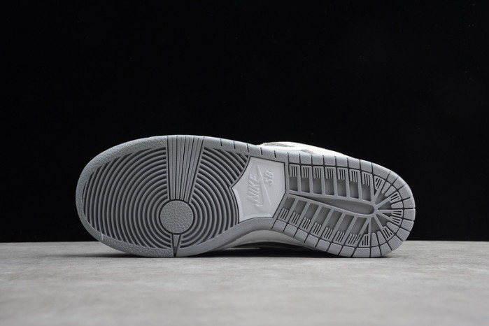 NIKE SB DUNK LOW SUMMIT WHITE WOLF GREY - AR0778-110